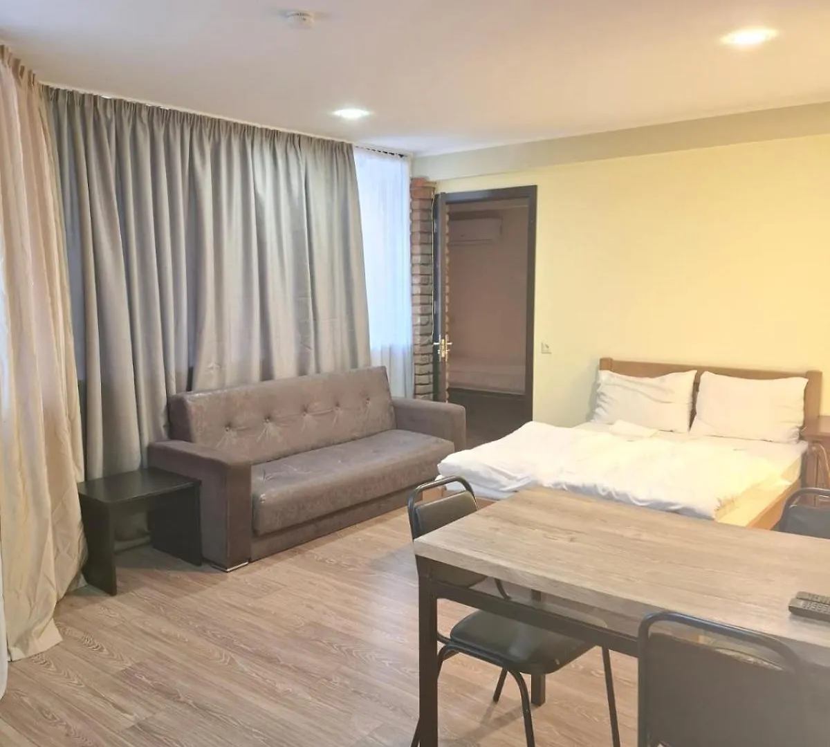 Noako Rooms Hotel Tbilisi Gruzja